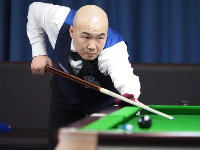 环足奖年最佳男足俱乐部候选：巴黎、切尔西、巴萨、拜仁在列