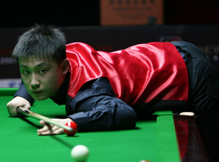 篮球勇士替补球员贡献关键分数