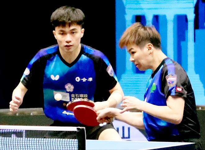 曼联赢得了 曼联赢得了