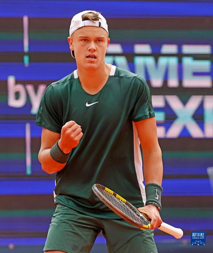 机会在激烈 机会在激烈